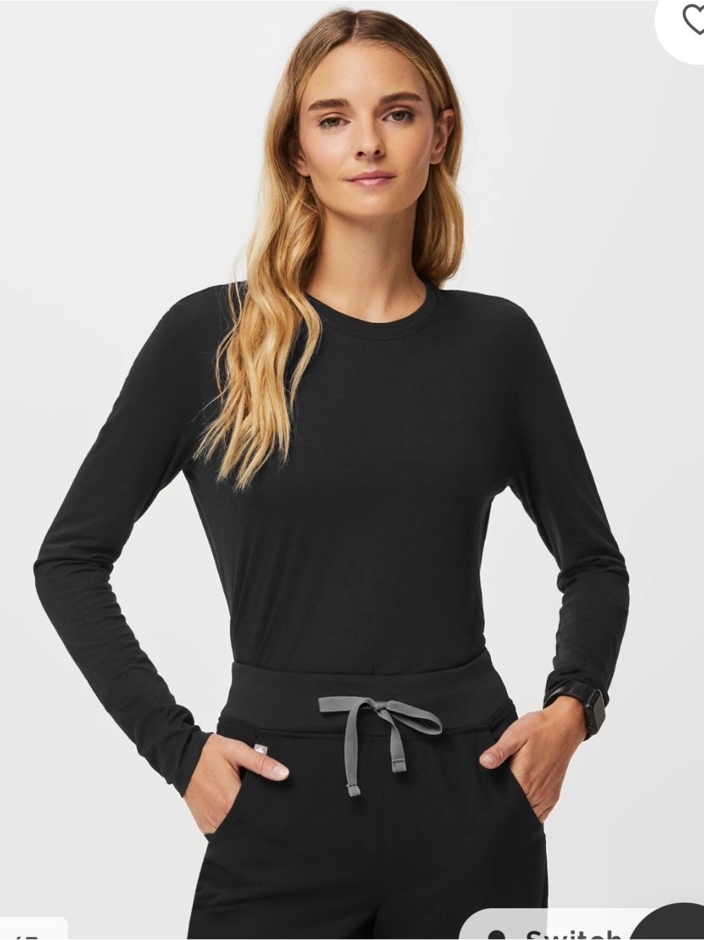 FIGS Women's SuperSoft Black Crewneck Long Sleeve Base Layer Shirt Size S NWT